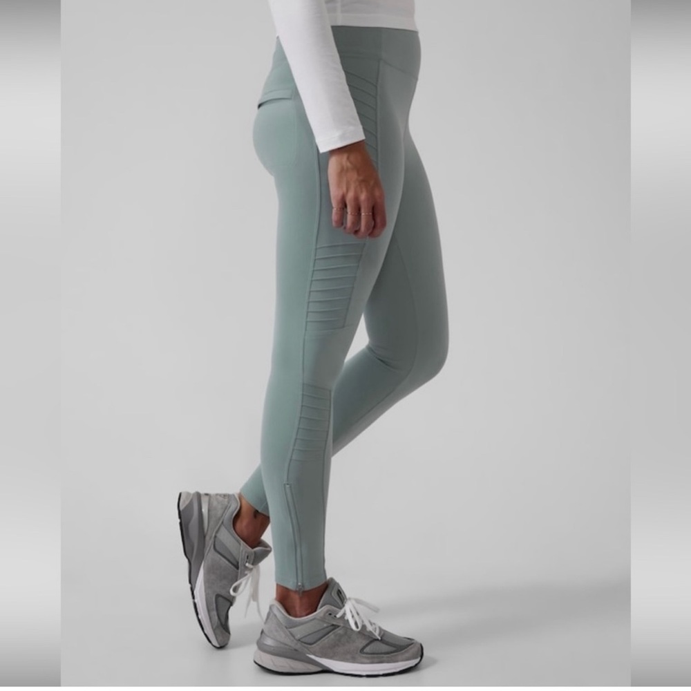 Athleta Leggings Womens Medium Minimalistic Gray Delancey Moto Tight Yoga Nylon